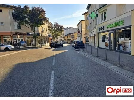 location commerce mions 69780 62m²