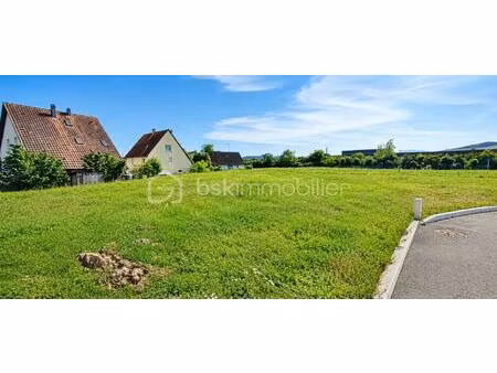 terrain de 547 m² à houssen