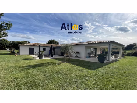 maison de plain-pied de186 m2