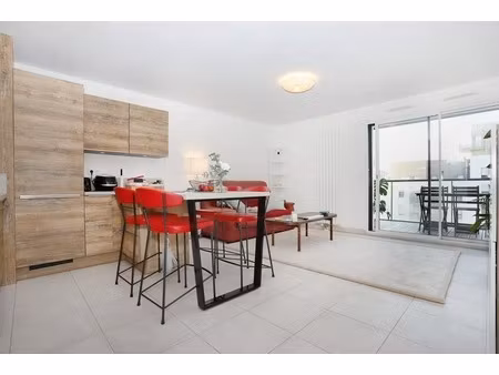 35000 appartement récent 3 pièces terrasse et garage rennes quartier centre - le liberte (