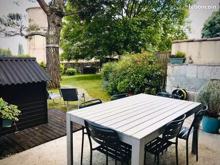 charmante maison pierre à val-de-virvée + jardin / 5 min st-andré / 25 min bordeaux