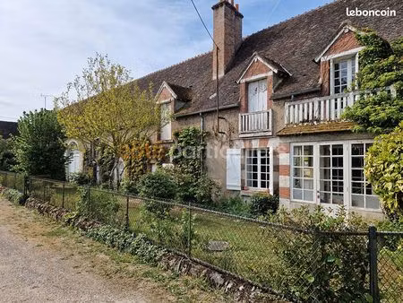 propriété 5 pièces 141 m²
