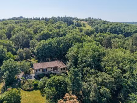 exclusivite secteur souillac - au calme et avec vue, spacieuse maison 4 chambres sur 5 491