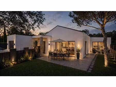 vente maison aux sables-d'olonne (85100) : à vendre / 92m² les sables-d'olonne