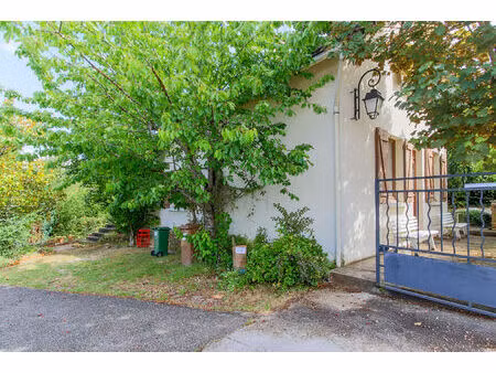 maison individuelle avec fort potentiel à maule