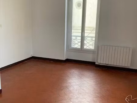 f3 nimes quartier prefecture