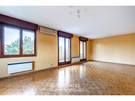 appartement à rénover en hypercentre avec terrasses et garage double