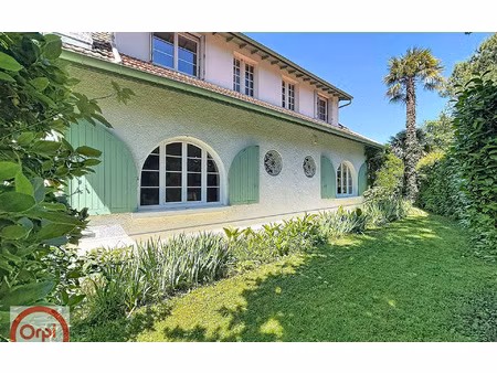 maison pau 181 m² t-6 à vendre, 550 000 €