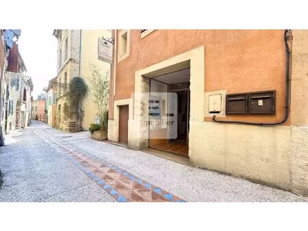 local commercial 30 m2 proche uzès