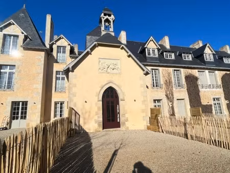 poitiers sud, t3 renove de 66.71m avec jardin et parking