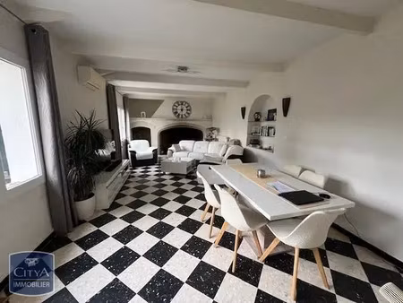 maison à louer 7 pièces 140.74 m² - nîmes (30) - 1 403€