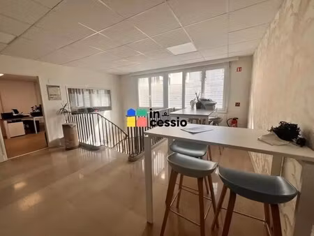 location bureaux 317 m²