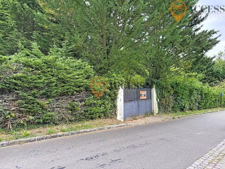 piscop - terrain non constructible