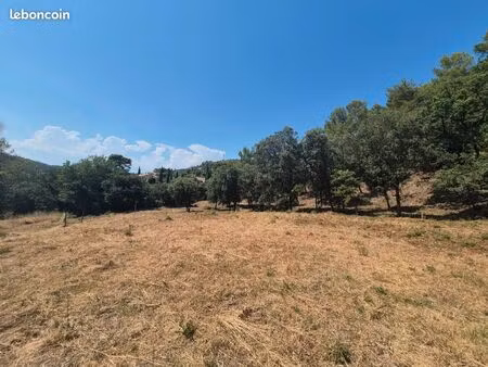 terrain 1 019 m² taradeau