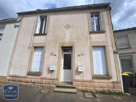 location maison à cholet (49300) : à louer / 80m² cholet