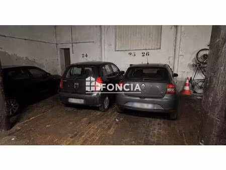 place de parking - rouen – rue du contrat social