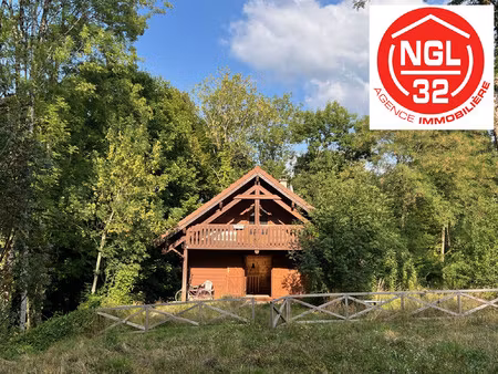 chalet a rafraichir avec 3000 m² de terrain