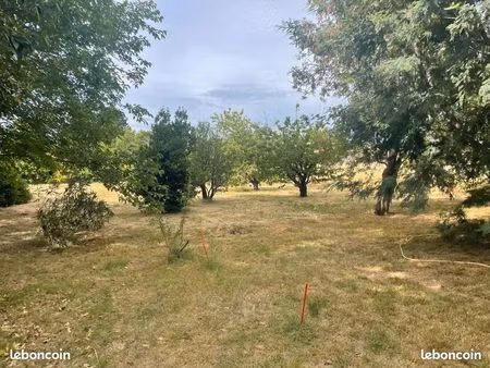 terrain 513 m² bourg les valence