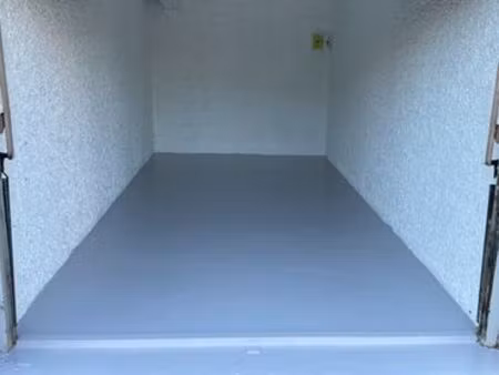 garage box fermé chauffé électrifié