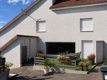 maison à luze