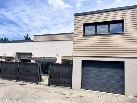 maison de ville 5 pièces 145 m²
