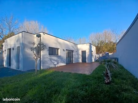 villa 4 pièces 103 m²