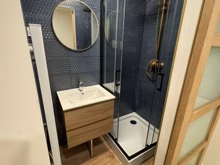 t2 duplex 30m² proximité place d’armes