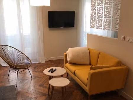 superbe appartement dans immeuble bourgeois