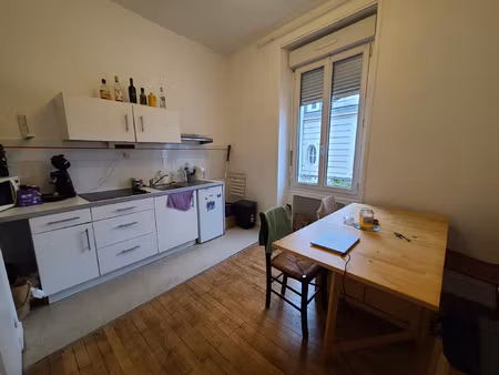 appartement t1 bis