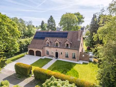 villa coup de coeur idéalement située au faubourg