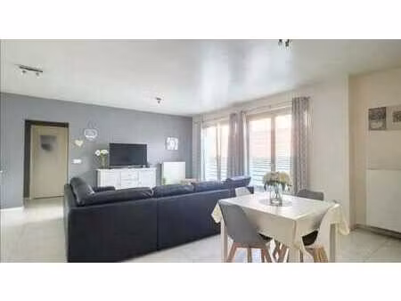 appartement rdc avec terrasse, jardin et parking