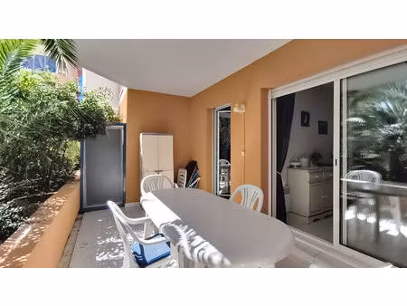 port frejus t2 rez de jardin