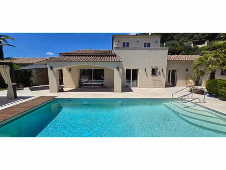 a vendre maison la colle sur loup 5 pièces 167 m² terrain 1722 m²