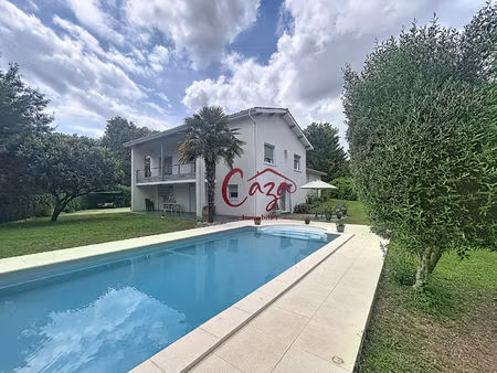 maison latresne 8 pièce(s) 186 m2