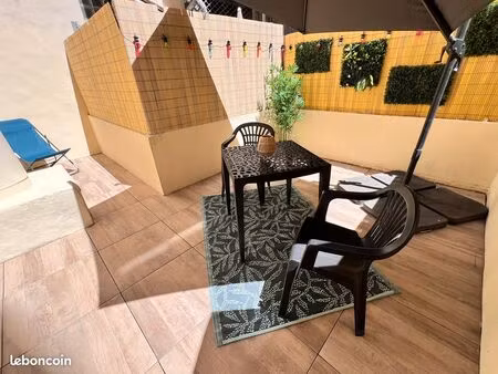 beau studio meublé lumineux au vx port- estienne d'orves
