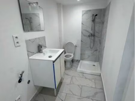 loue studio à pignans