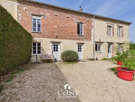 maison 10 pièces 247 m²