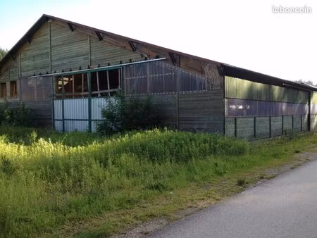 garage pour caravane ou camping car et local
