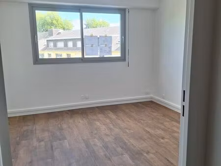 studio refait à neuf
