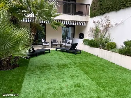 t2 rez de jardin avec terrasse