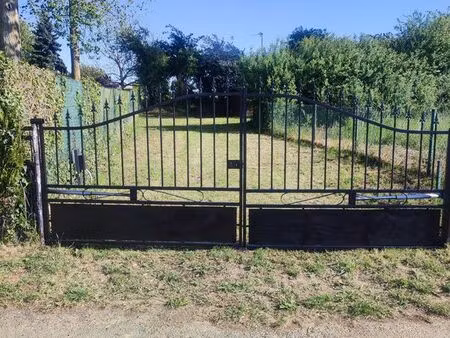 vends terrain de loisir