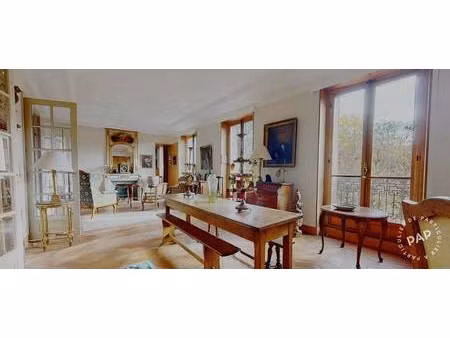 superbe appartement traversant de 6 pièces, 4 chambres, de 167, 20m² (loi carrez), donnant