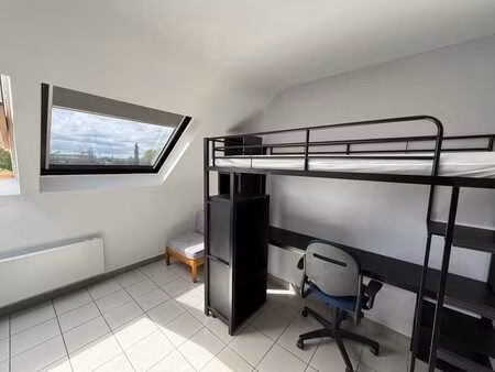 studio idéalement placé et rénové
