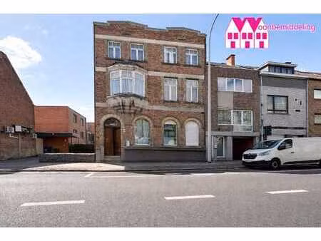 aalst: op te frissen herenhuis met 5 slpks, 3 badkamers, ...