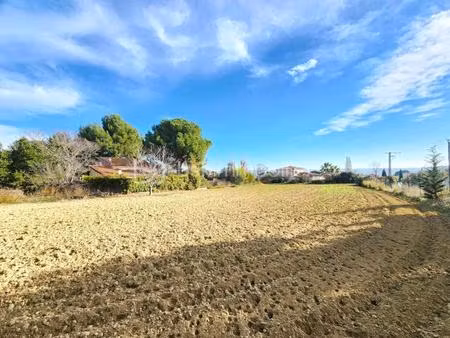terrain constructible idéalement situé – tourbes (34120)