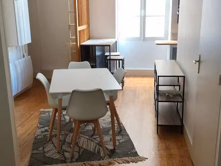 location appartement 2 pièces meublé à nantes (44000) : à louer 2 pièces meublé / 45m² nan
