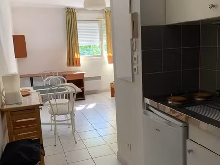 location appartement 1 pièce 21 m² à montpellier (34000)