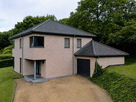 villa 4 chambres dans le quartier des quatre sapins à wavre