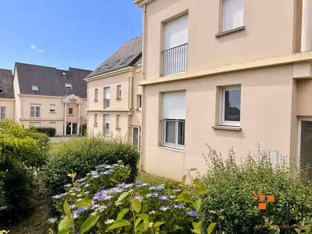 appartement 2 pièces avec terrasse au calme