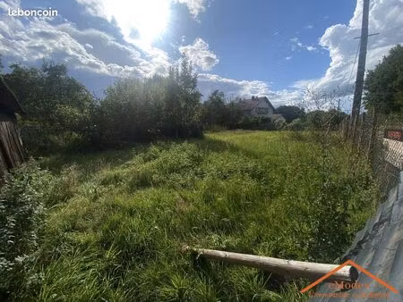 terrain 735 m² coinches